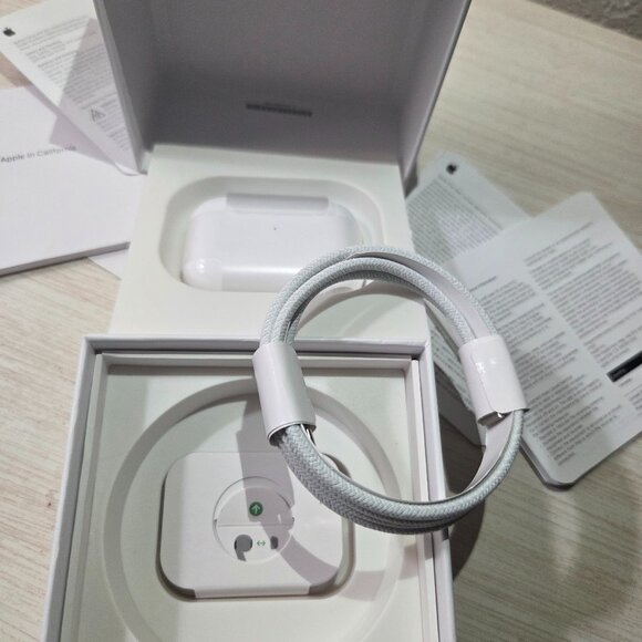 Brand new apple Airpods Gen2 sealed in the original box - Picture 1 of 5